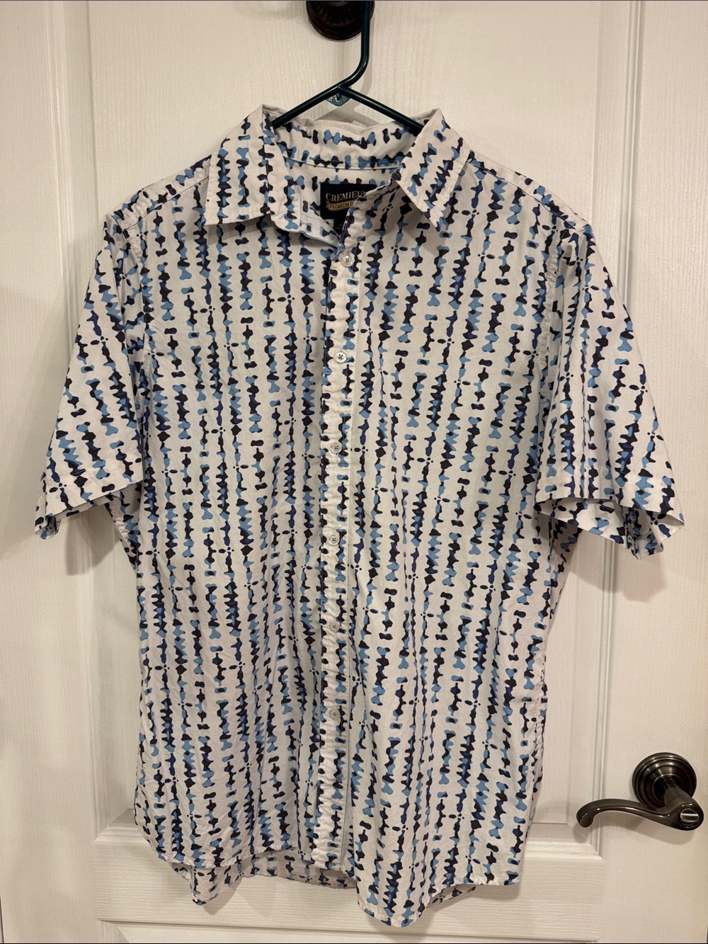 Casual Short-Sleeve Button-Down Shirt - White with Blue Pattern